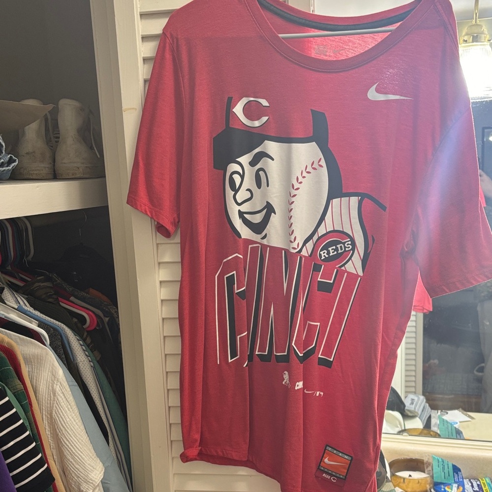 Nike Red Cincinnati Reds T-Shirt
